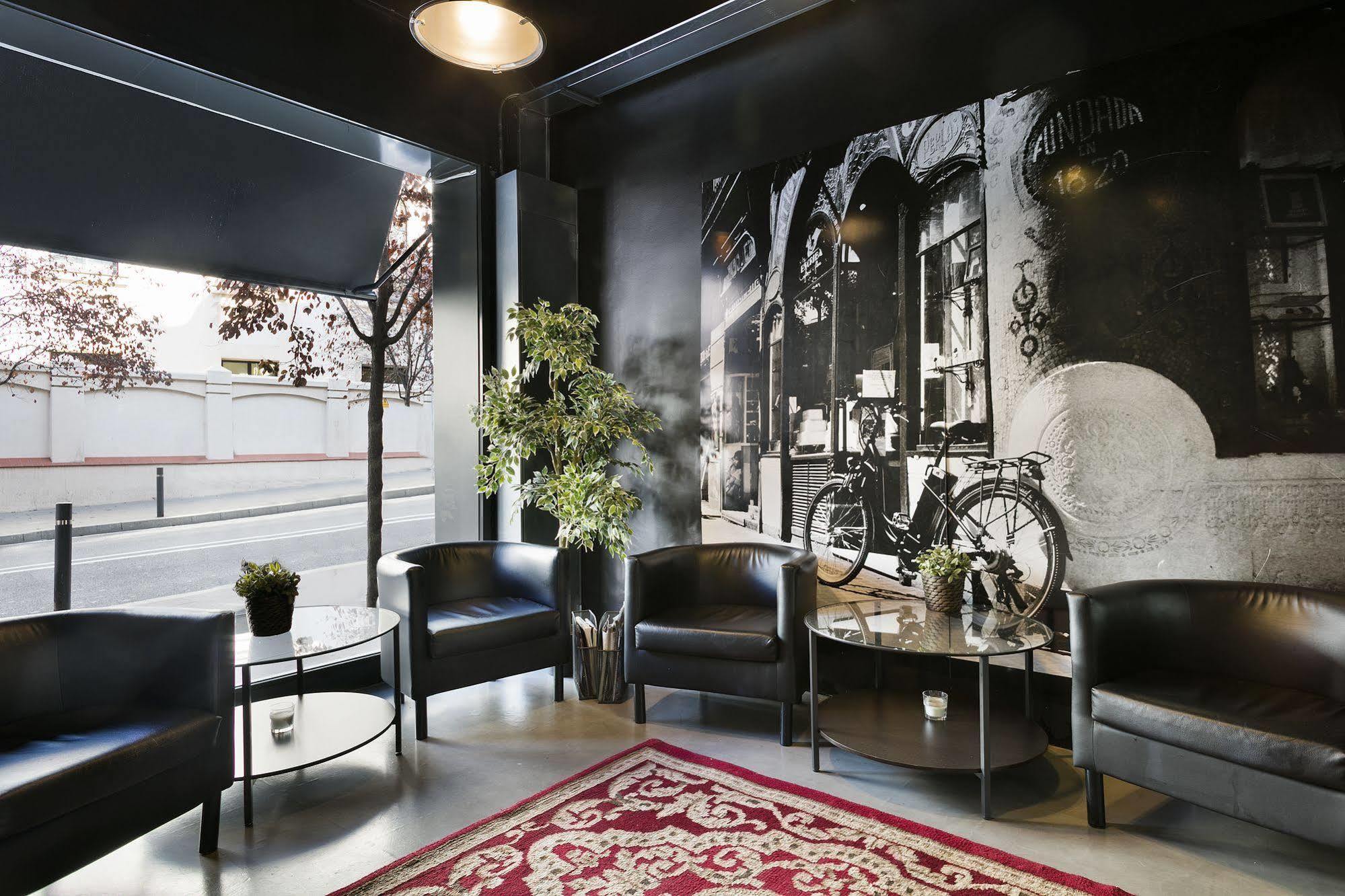 Fira Apartments By Gaiarooms Βαρκελώνη Εξωτερικό φωτογραφία
