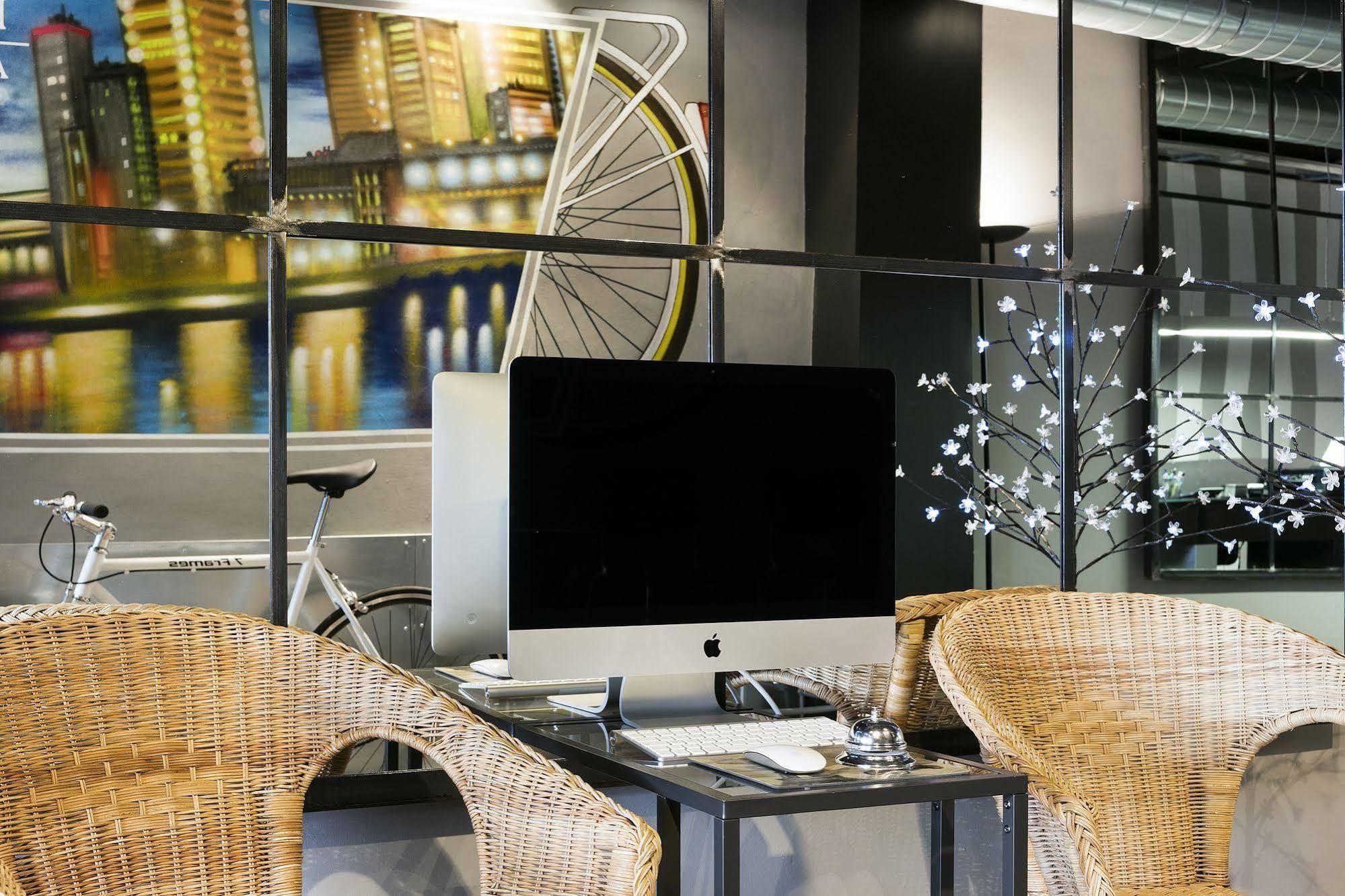Fira Apartments By Gaiarooms Βαρκελώνη Εξωτερικό φωτογραφία