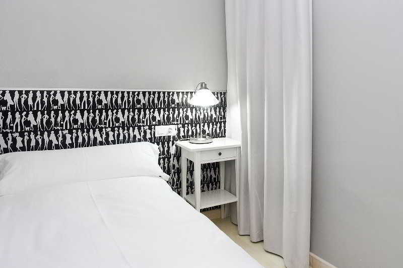 Fira Apartments By Gaiarooms Βαρκελώνη Εξωτερικό φωτογραφία